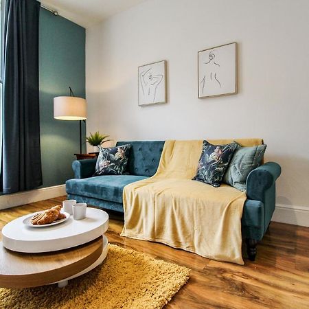 Sleek & Stylish Apartment In The Heart Of The City Nottingham Extérieur photo