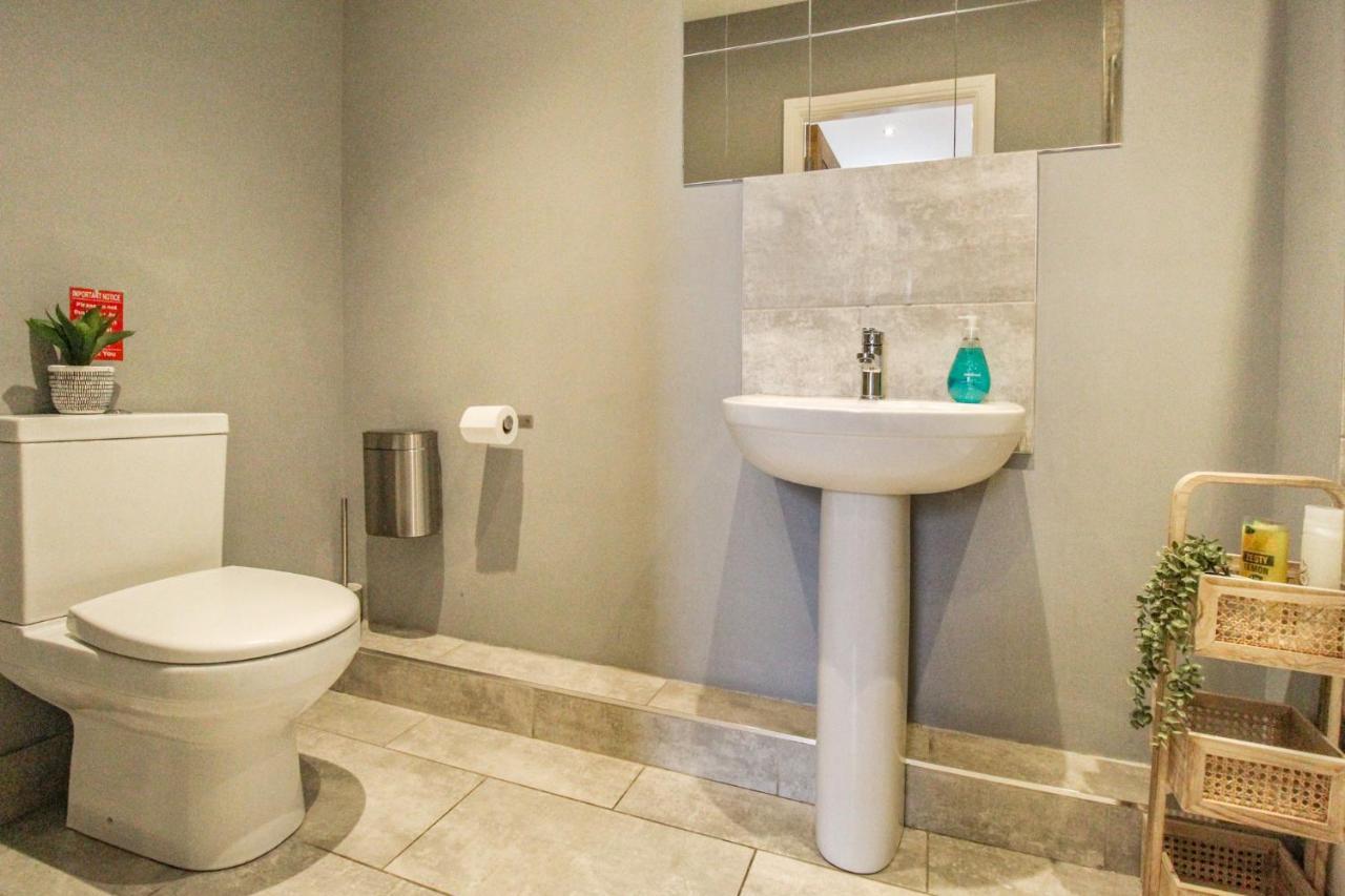 Sleek & Stylish Apartment In The Heart Of The City Nottingham Extérieur photo